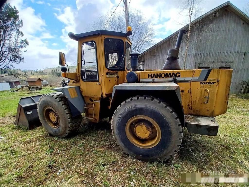 Hanomag 44D Chargeuse sur pneus