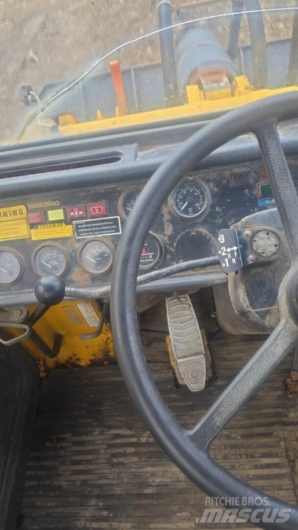 Hanomag 44D Chargeuse sur pneus