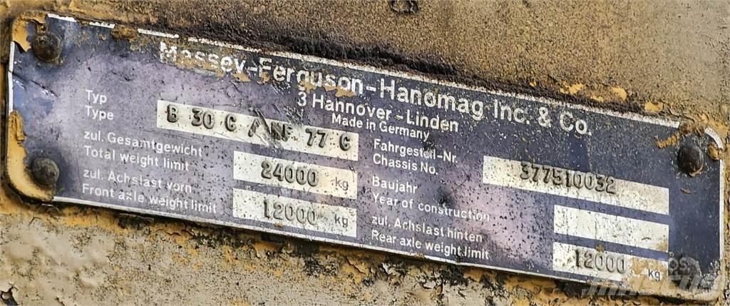 Hanomag 77C Chargeuse sur pneus