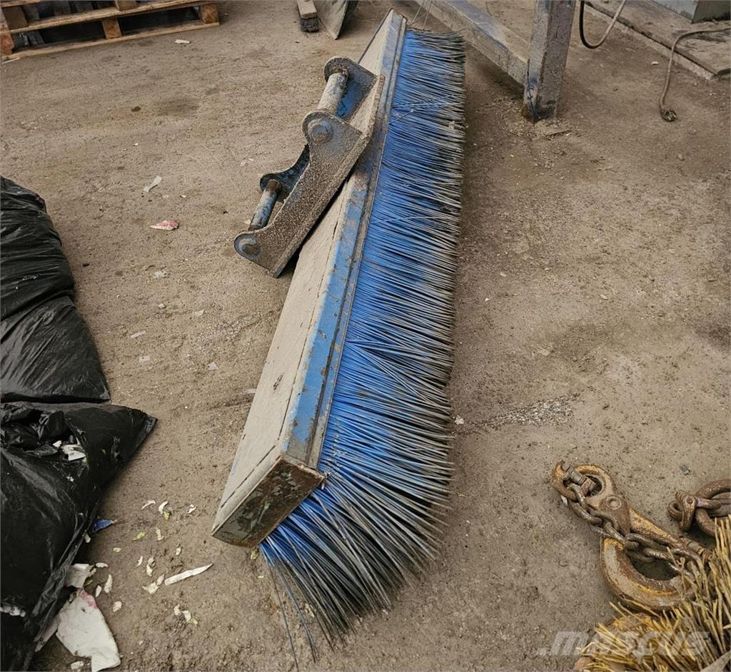  Harja S45 Balayeuse / Autolaveuse