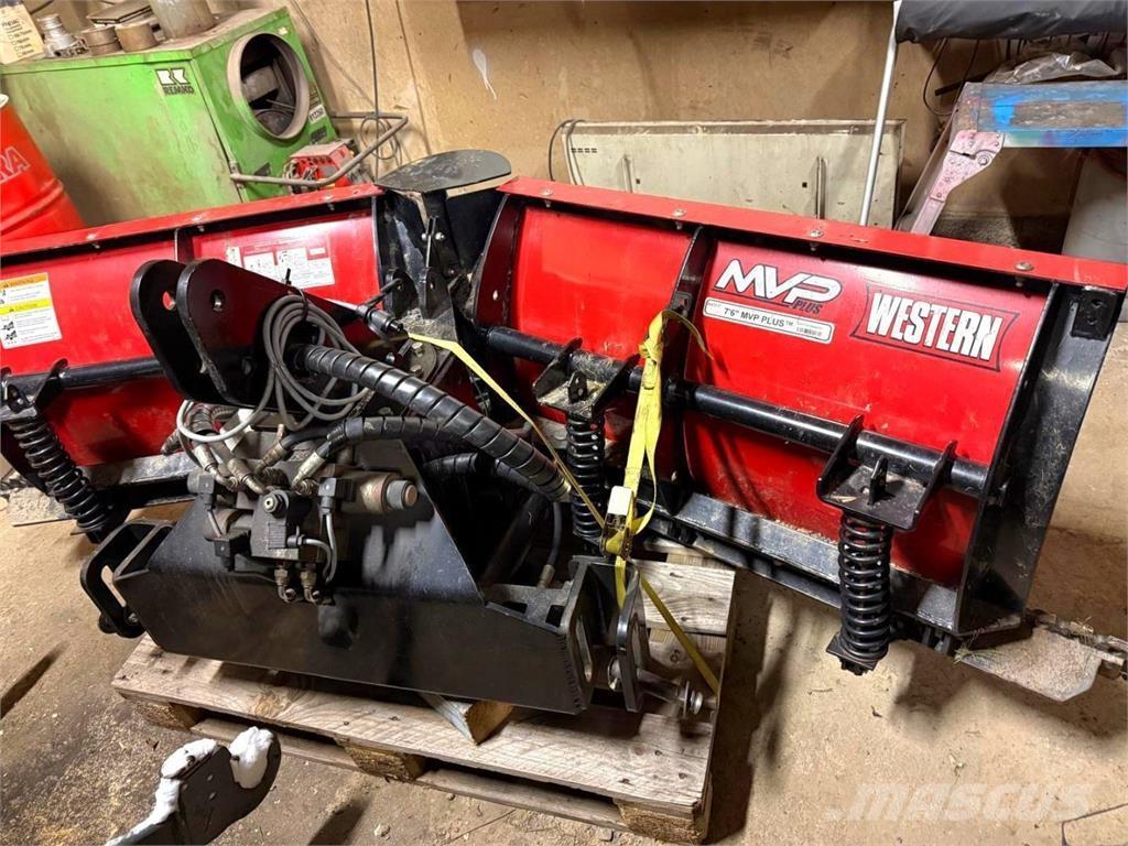 Hilltip Aura Chasse neige