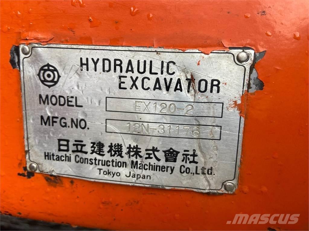 Hitachi Ex 120-2 Pelle sur chenilles