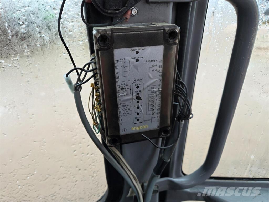 Hitachi ZX50U Mini pelle < 7t