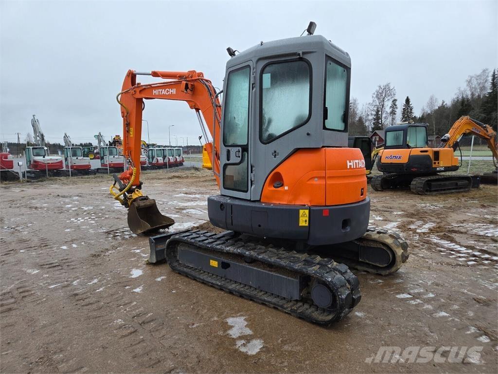 Hitachi ZX50U Mini pelle < 7t
