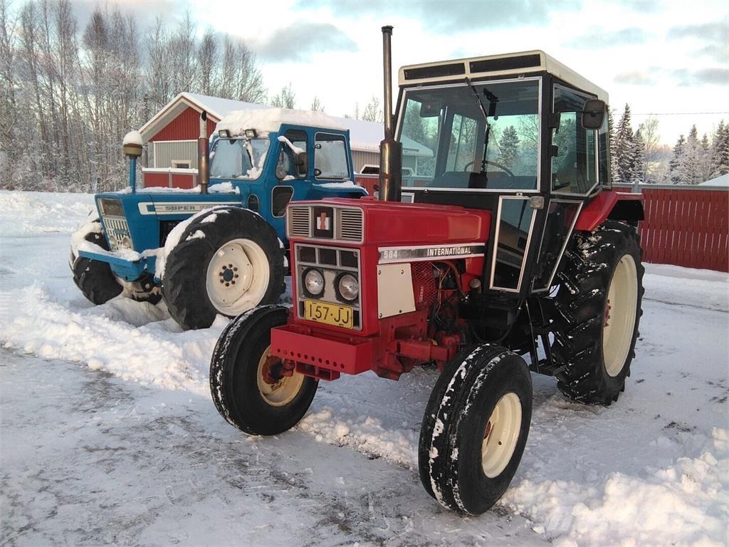 International 584 Tracteur