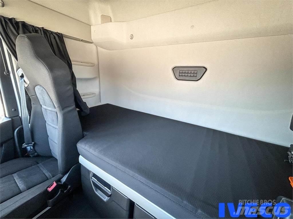 Iveco S-Way Autre camion