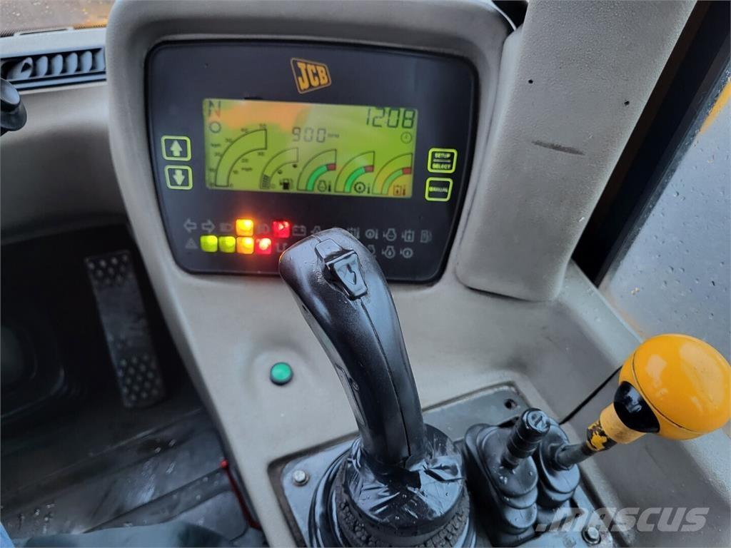 JCB 411B Chargeuse sur pneus
