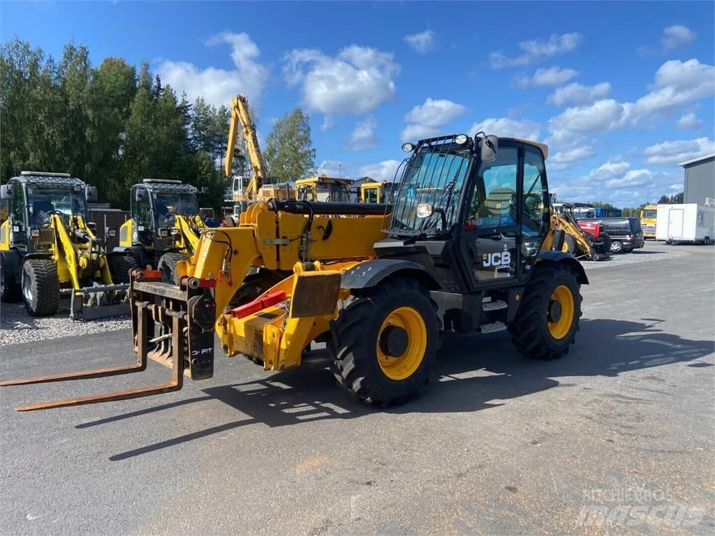 JCB 535-125 Chariot télescopique