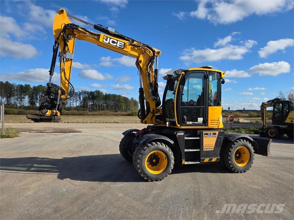 JCB Hydradig 110W Pelle sur pneus