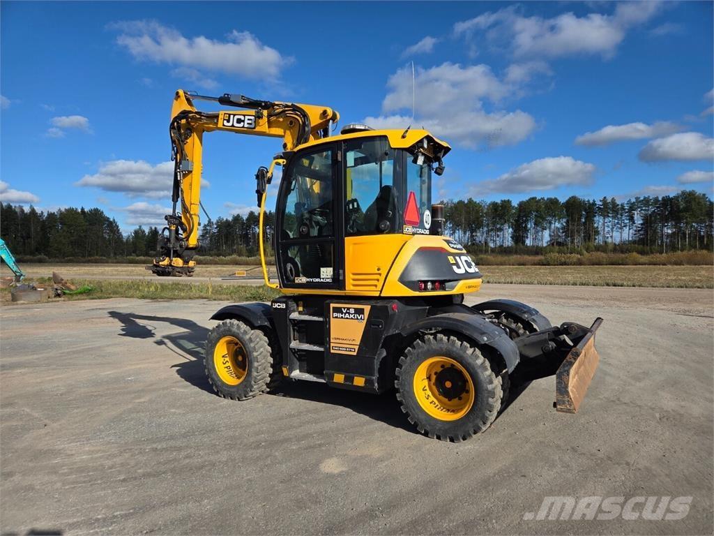 JCB Hydradig 110W Pelle sur pneus
