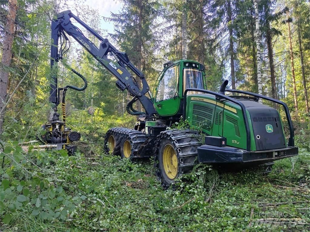 John Deere 1170 E Abatteuse