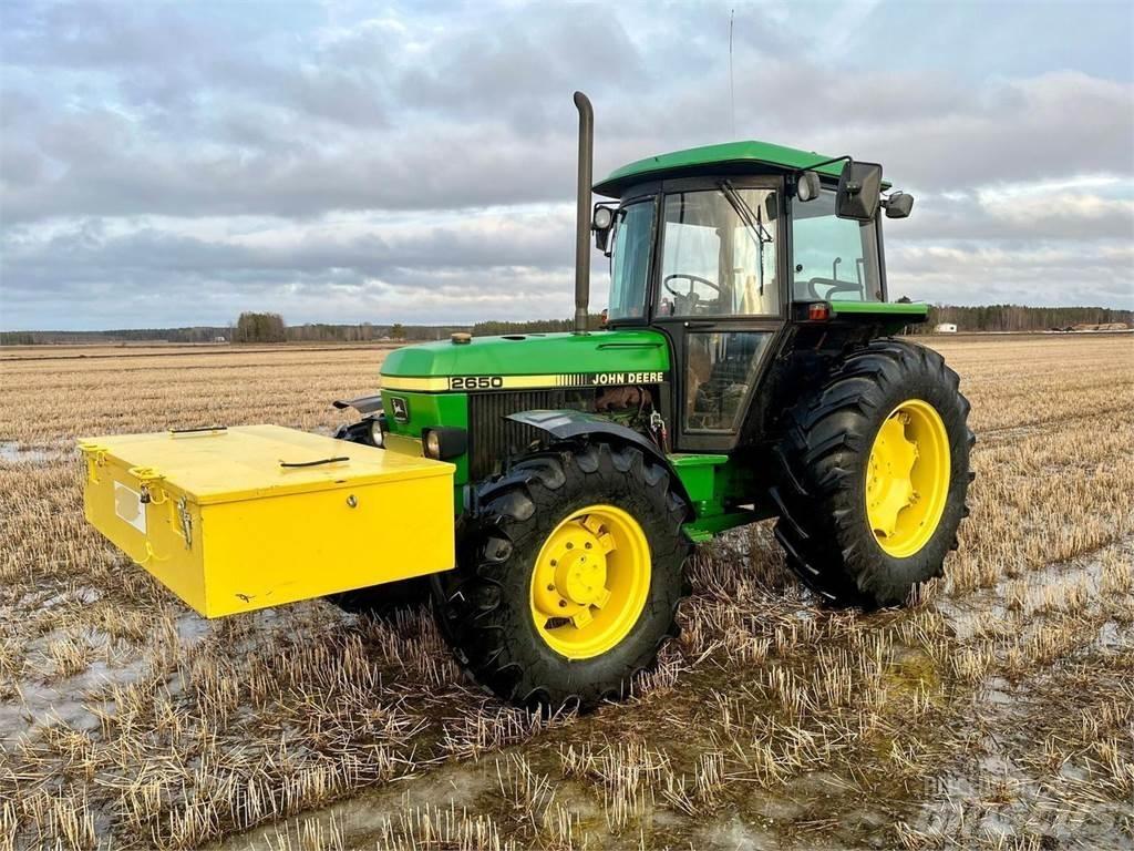 John Deere 2650 Tracteur