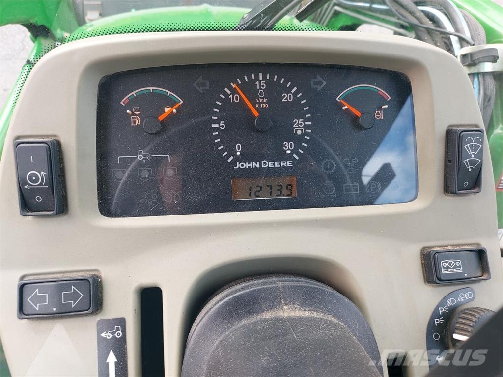 John Deere 3720 Tracteur