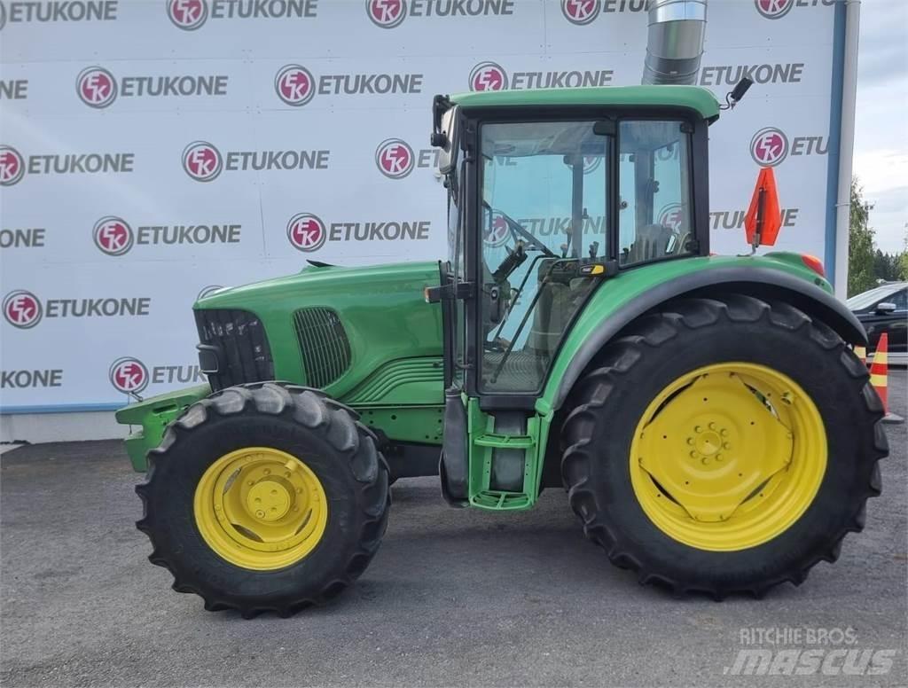 John Deere 6120SE Tracteur