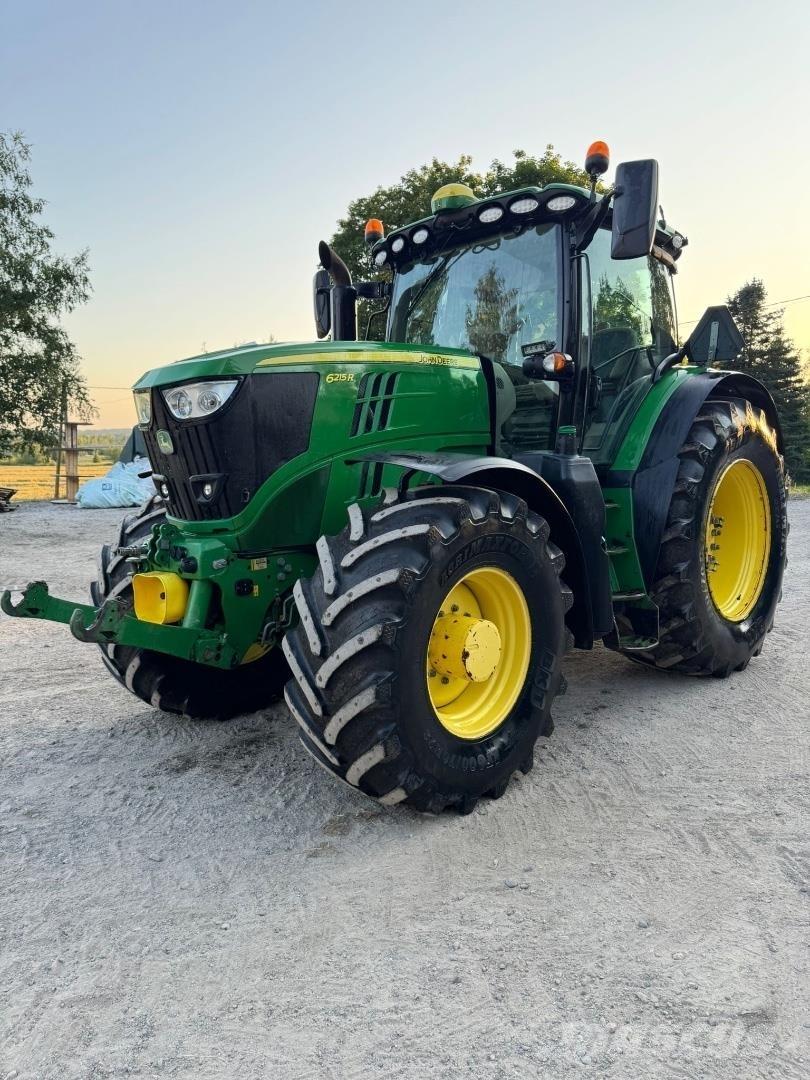 John Deere 6215R Tracteur