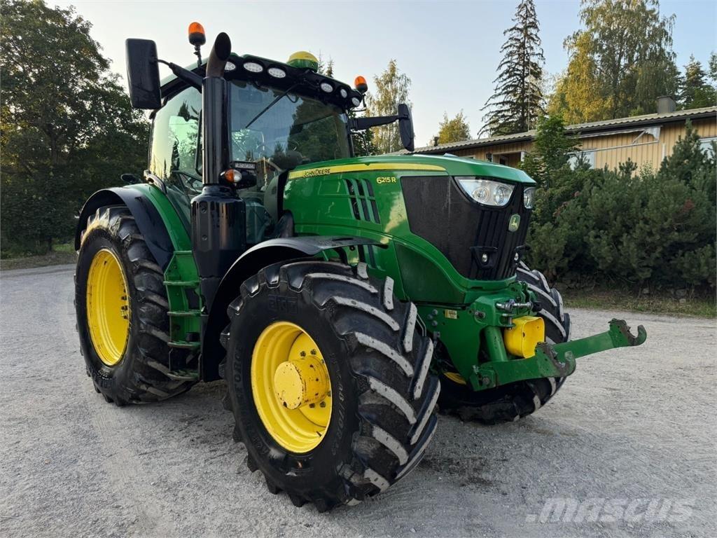 John Deere 6215R Tracteur