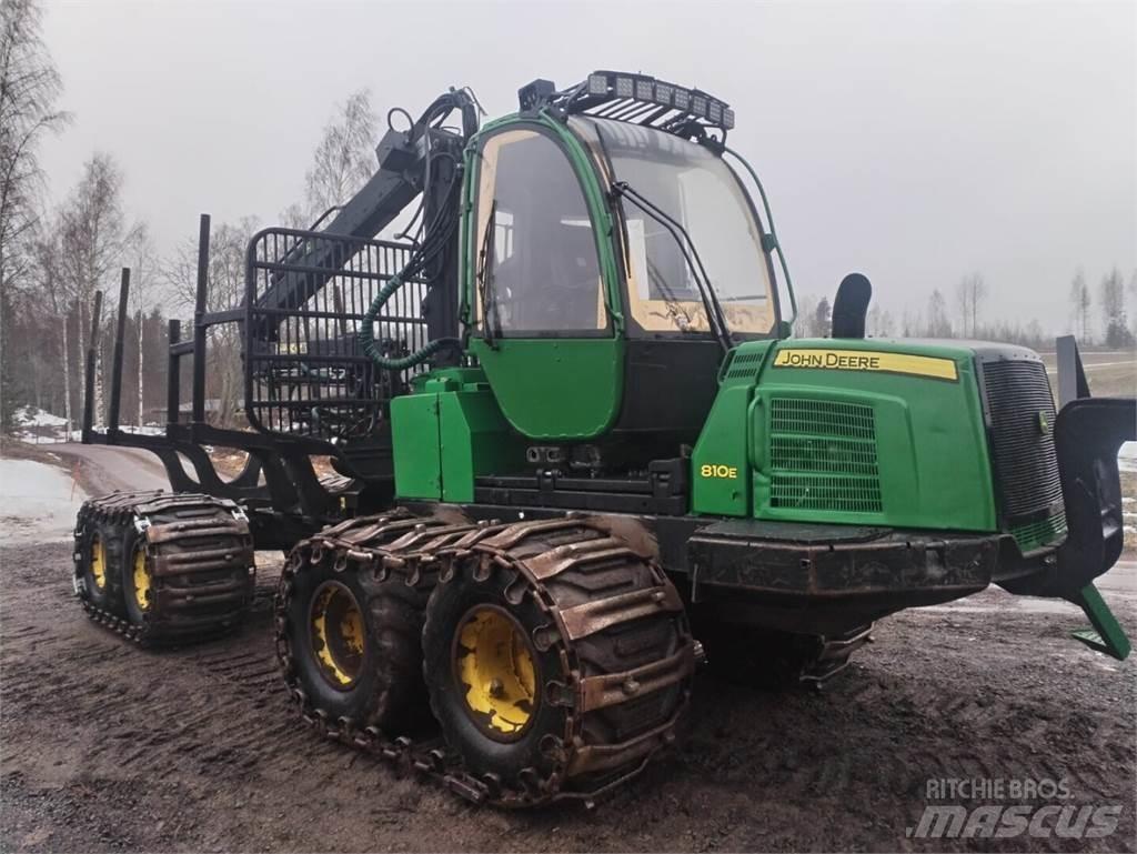 John Deere 810 E Porteur