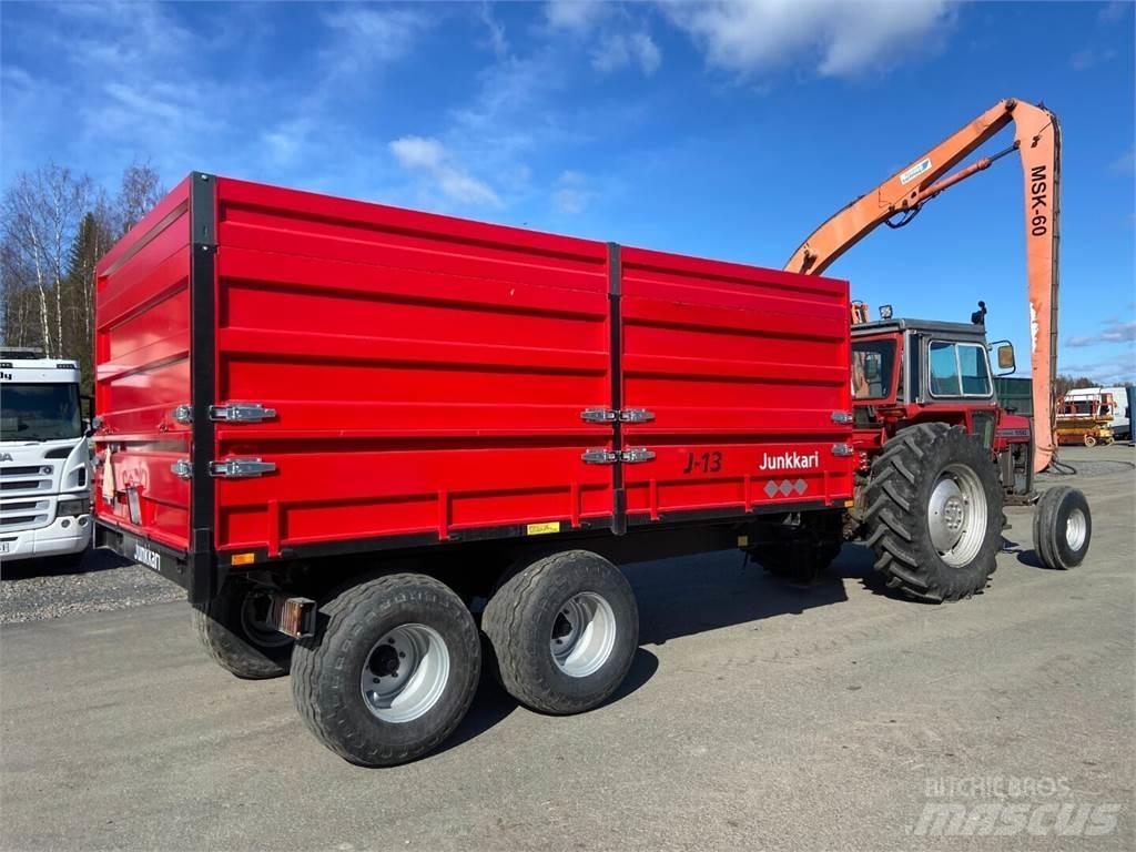 Junkkari J13 JL Benne céréalière