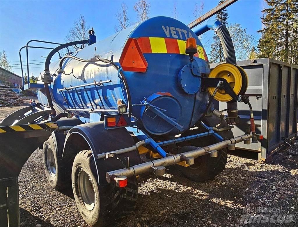  Kasteluvaunu 8m3 Autre remorque agricole