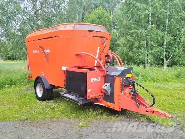 Kuhn Profile 1880 Autres matériels d'élevage