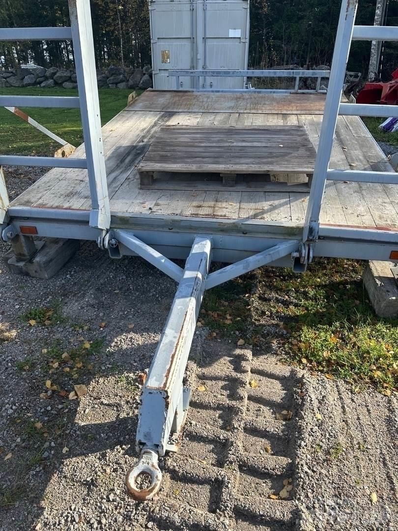  Kuljetuslavetti Autre remorque agricole