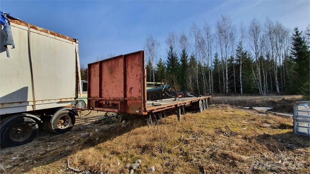  Lavaperävaunu Remorque ridelle