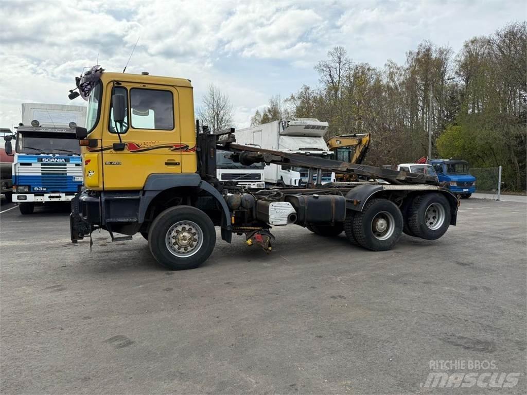 MAN 19.403 4x4 + 2 Camions et véhicules municipaux