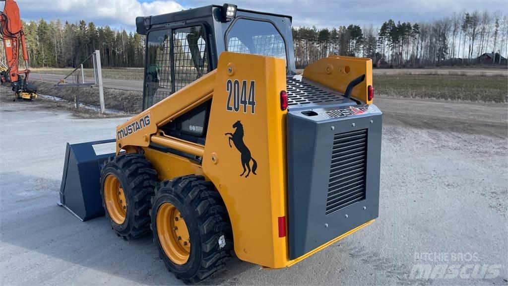Mustang 2044 Chargeuse compacte