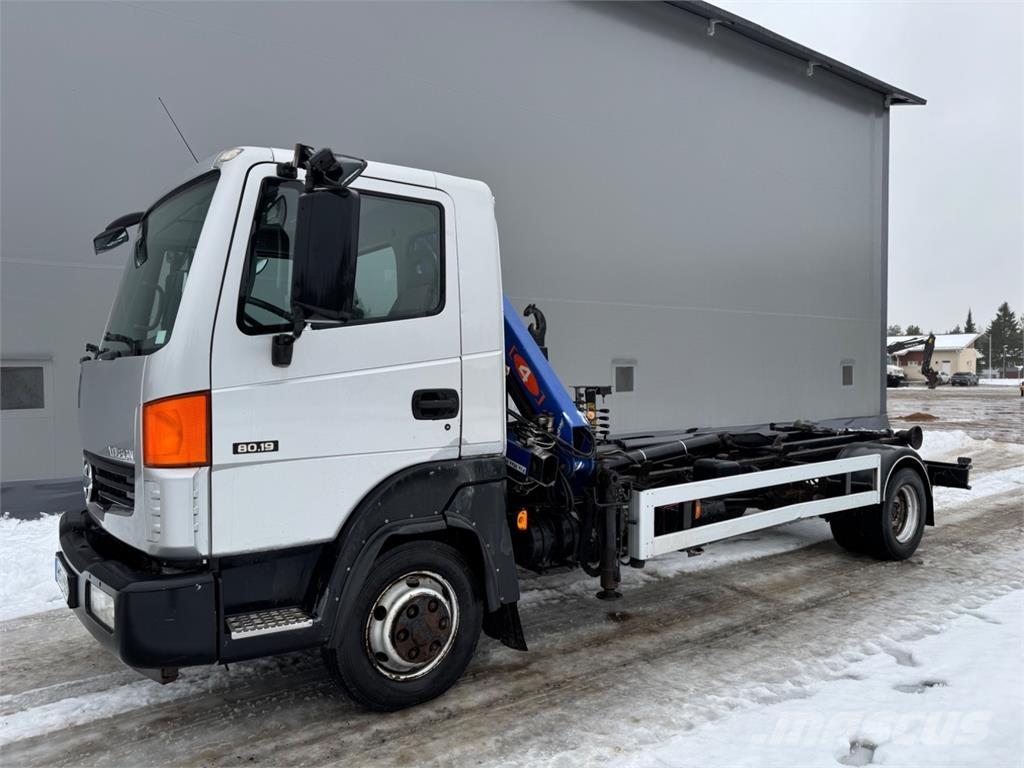 Nissan Atleon Camion ampliroll