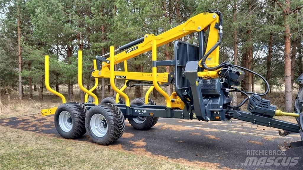 Oniar 7500 + 242 Remorque forestière avec grue