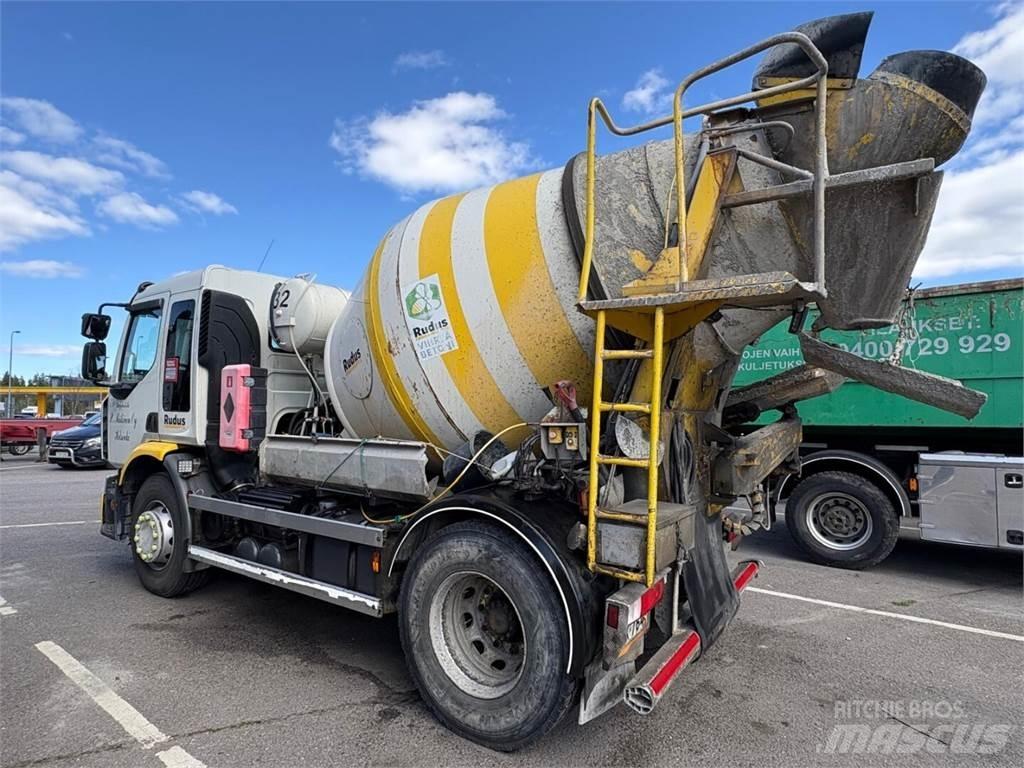 Renault D 18 WIDE Camion malaxeur