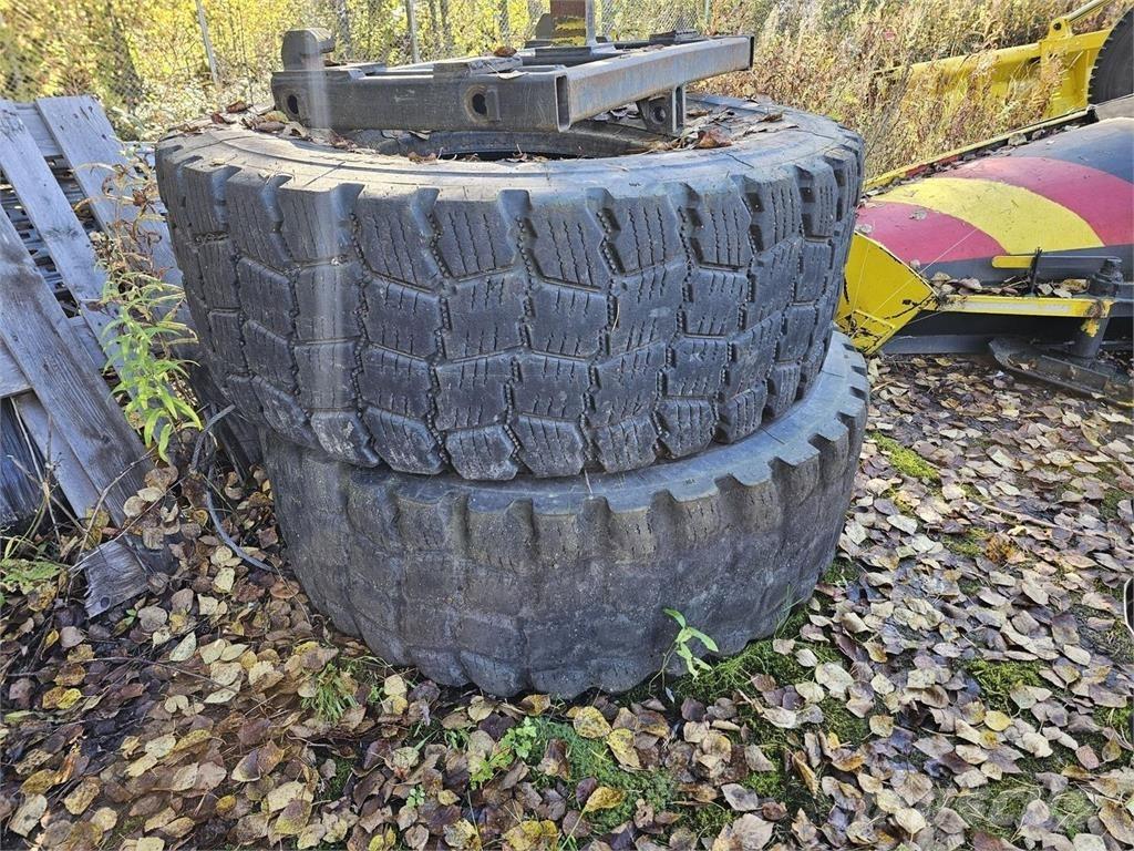  Renkaat 20.5R25 Autres accessoires