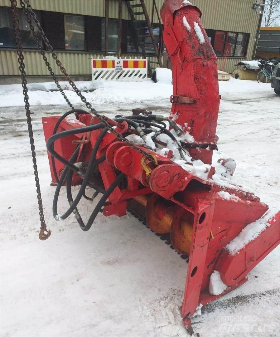  Ruuvilumilinko Souffleuse à neige