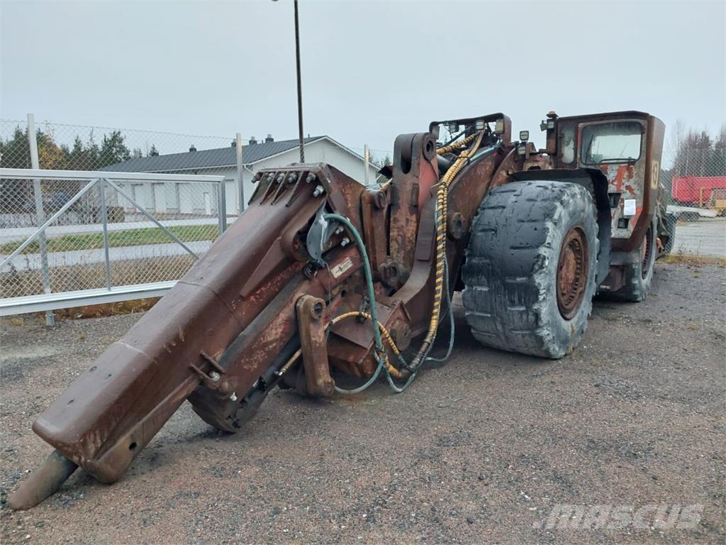 Sandvik TORO 0011 Chargeuse sur pneus