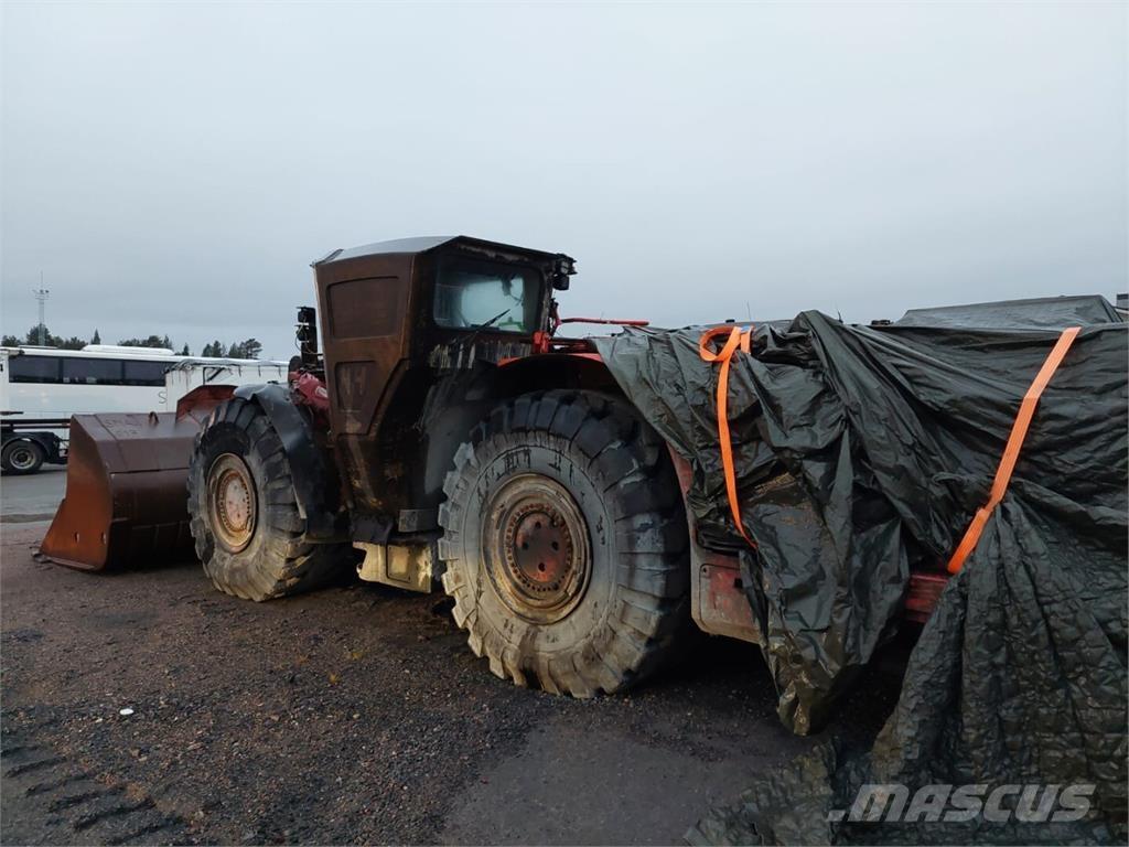 Sandvik TORO 517 Chargeuse sur pneus