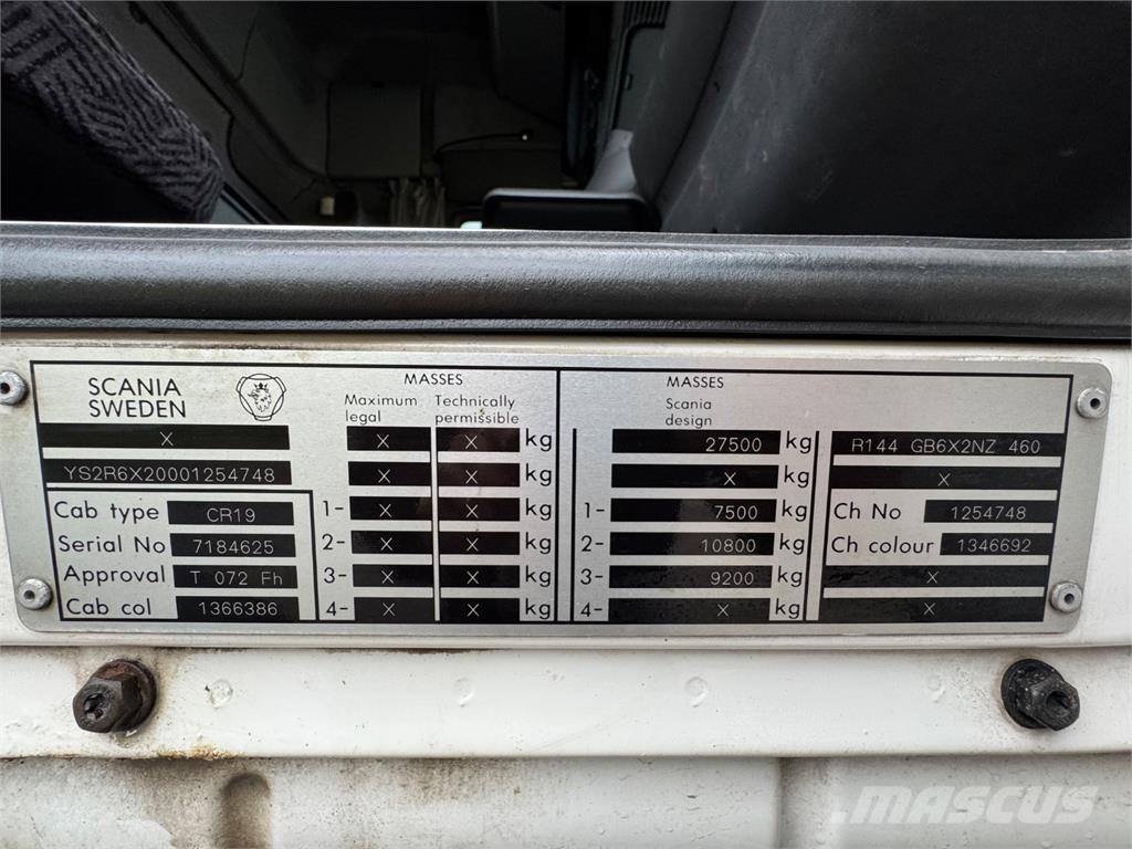Scania 144G 6x2 Camion plateau ridelle avec grue