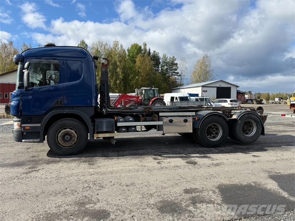 Scania P420 6x2 Camion ampliroll
