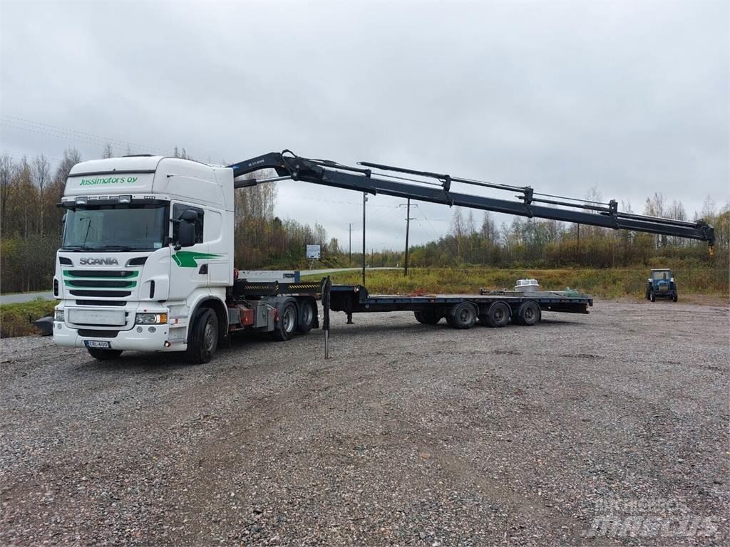 Scania r 560 Camion plateau ridelle avec grue