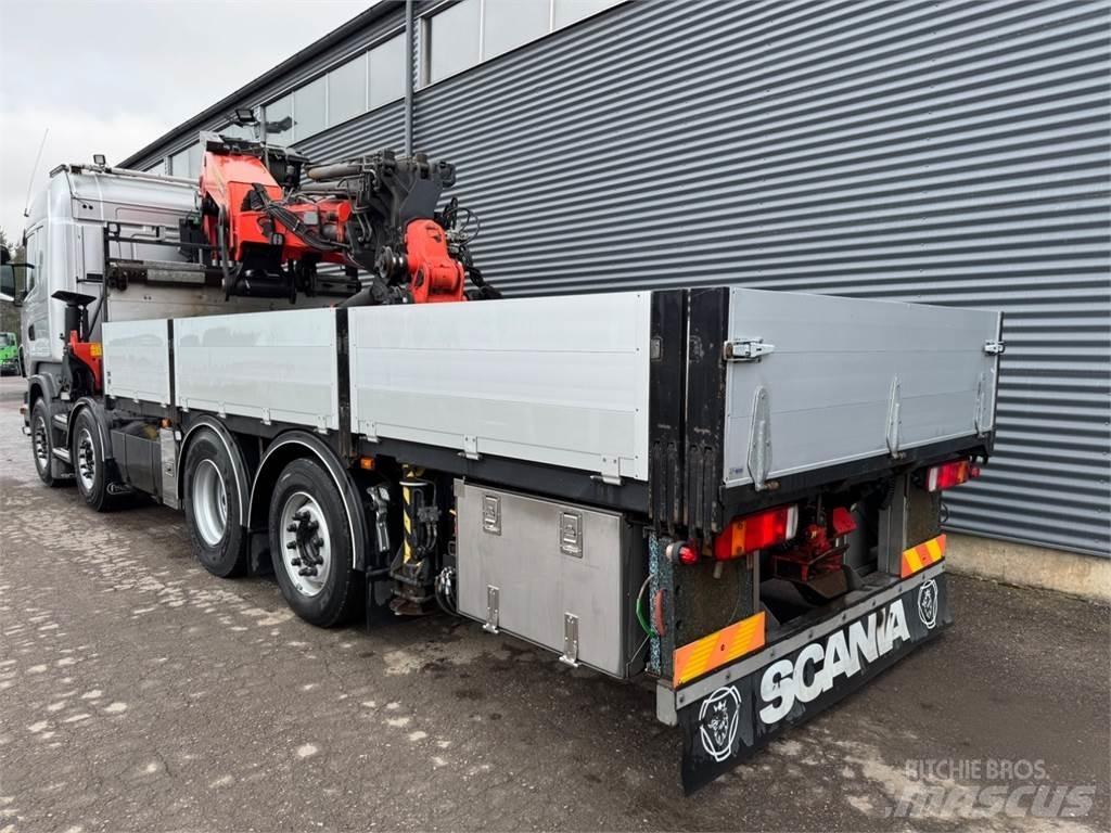 Scania R480 8X2*6 Camion plateau ridelle avec grue