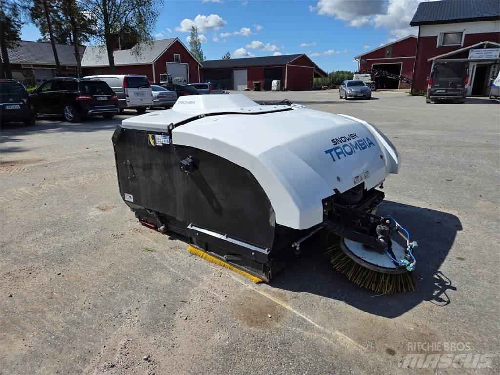 Snowek Trombia Balayeuse / Autolaveuse