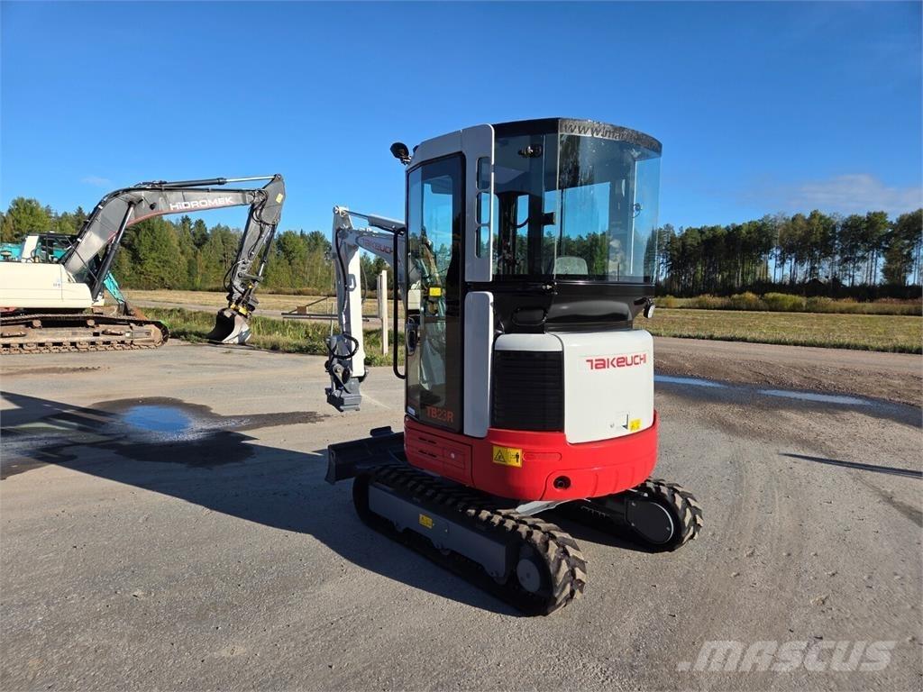 Takeuchi TB23R Mini pelle < 7t