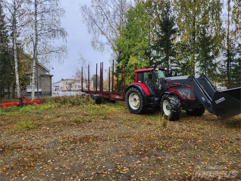  Tukkikärry Remorque forestière avec grue