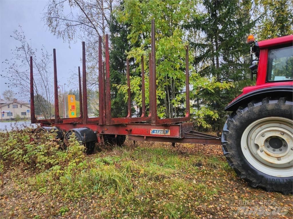  Tukkikärry Remorque forestière avec grue