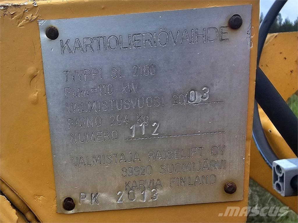  Tuotantojyrsin J9 Herse rotative, rotavator