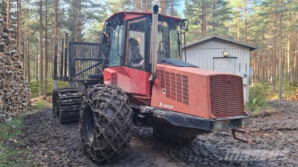 Valmet 840.2 Porteur