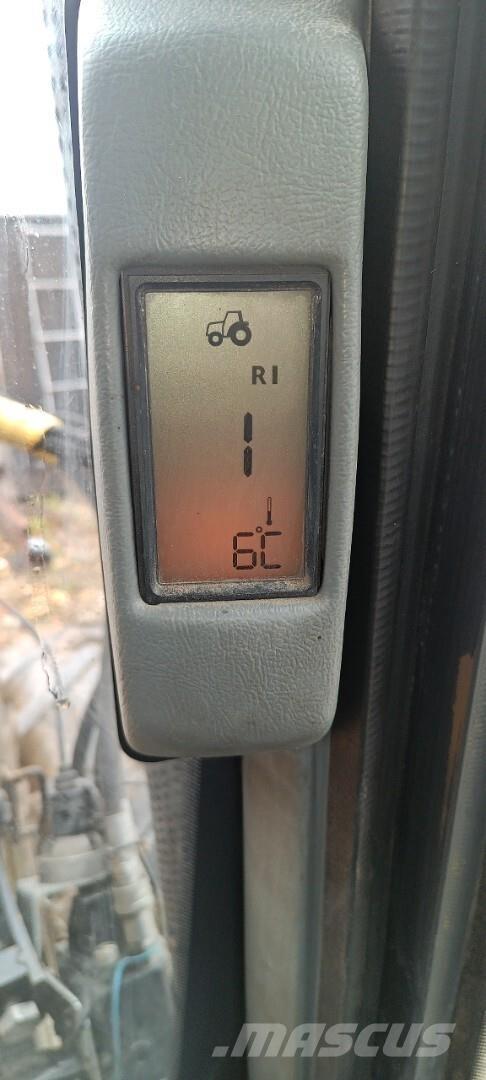 Valtra 8450 Tracteur