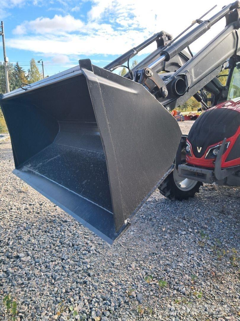 Valtra A94 hitec Tracteur