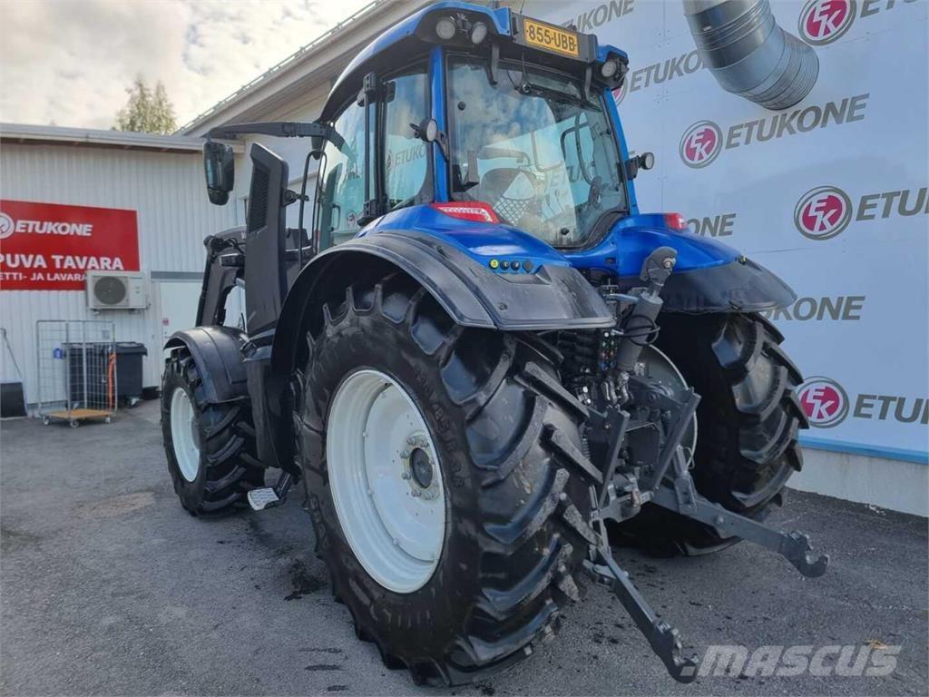 Valtra T145 Tracteur