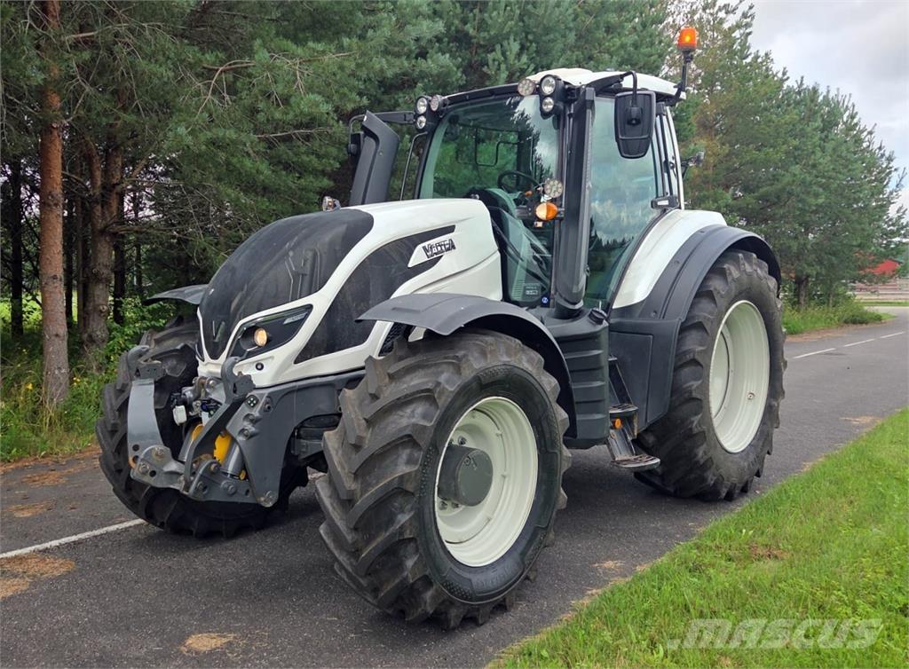 Valtra T254 Versu Tracteur