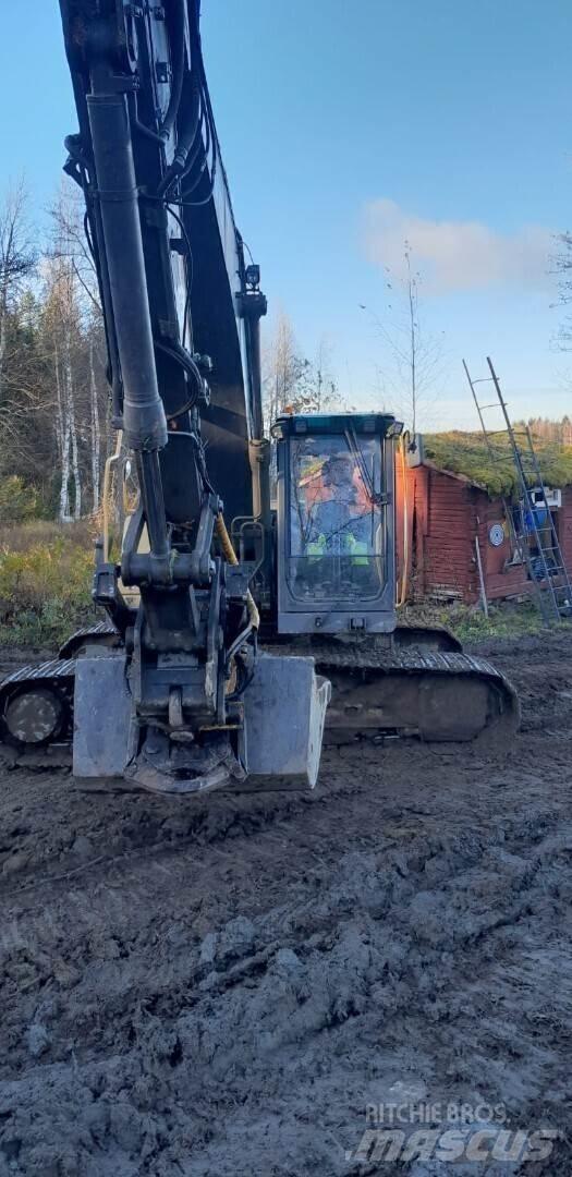 Volvo 210c Pelle sur chenilles